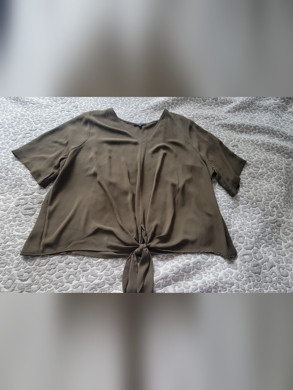 Madewell Olive Tie-Front Short Sleeve Blouse